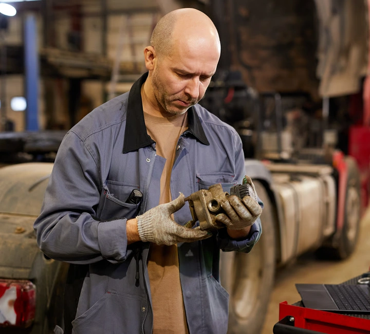 Mechanic Parts Inspection