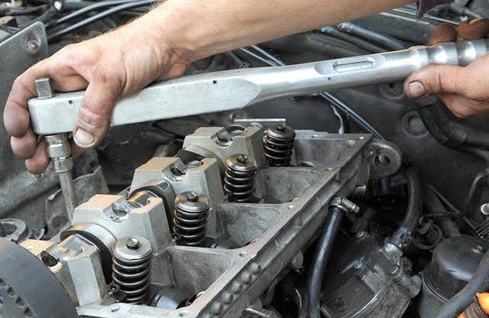 Engine Valve Adjustment